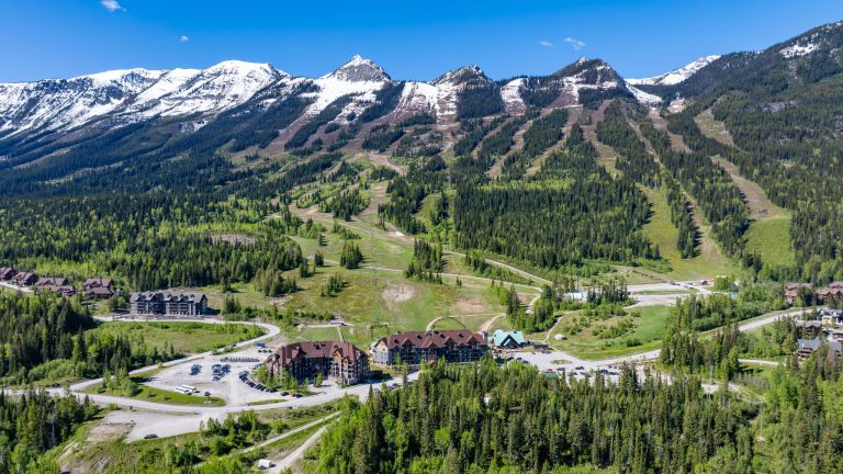 Kicking Horse Mountain Resort Real Estate